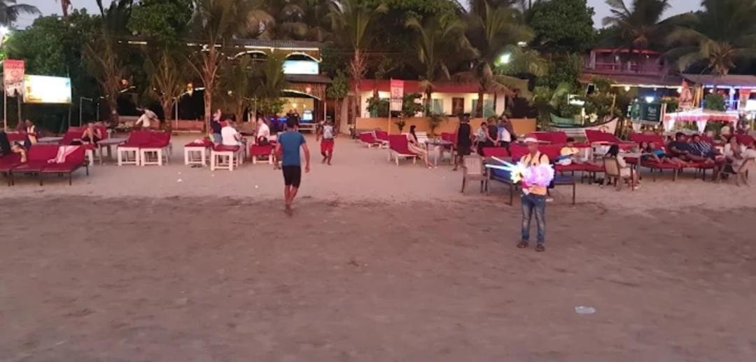 Cocks Town Hotel Arambol Exterior foto